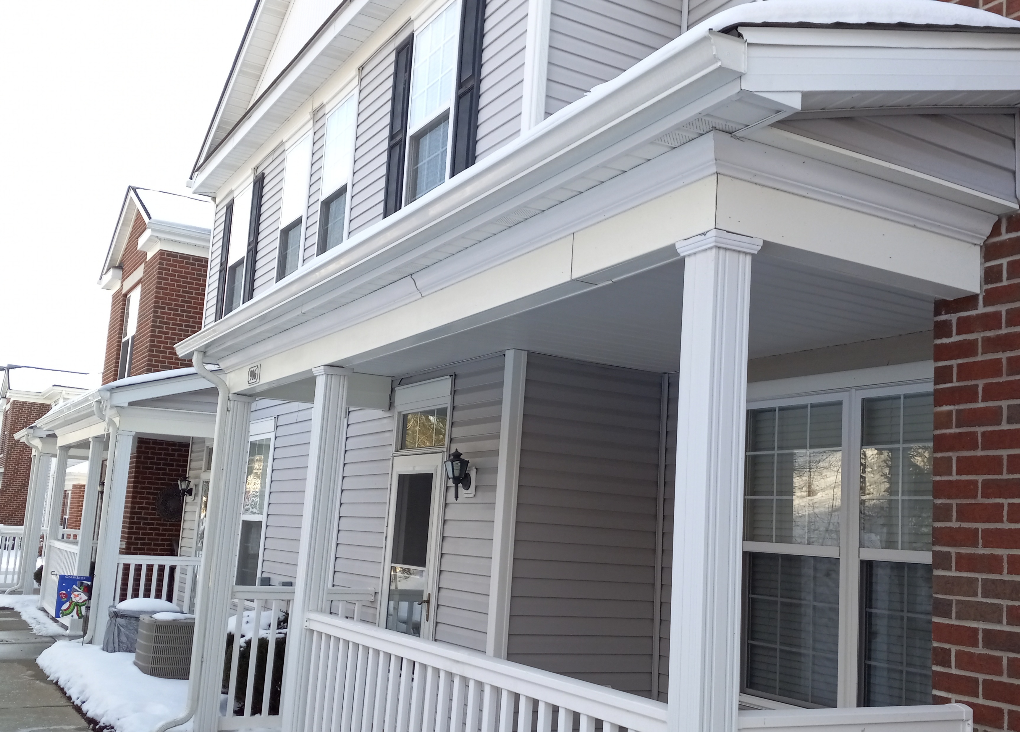 Exterior of 906 Sonie Drive